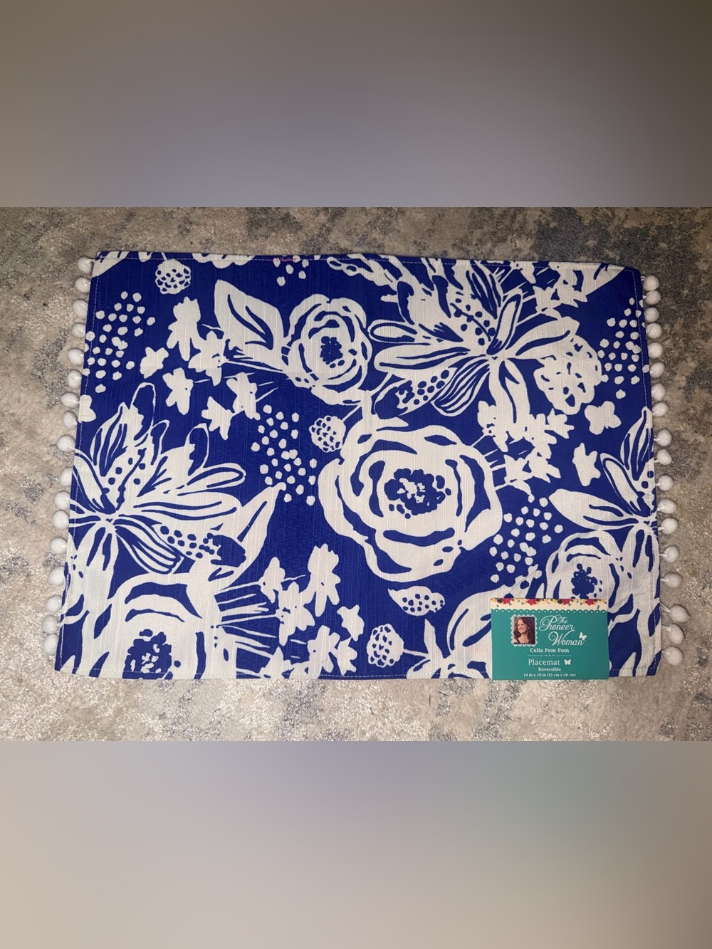 Set of 4 Pioneer Woman Reversible Placemats